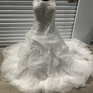 Elegant White Wedding Gown